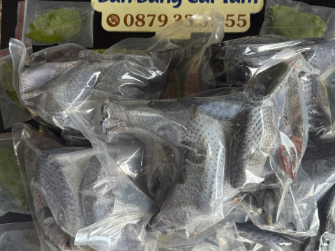 Trại gà đen Tây Bắc Sơn Vũ