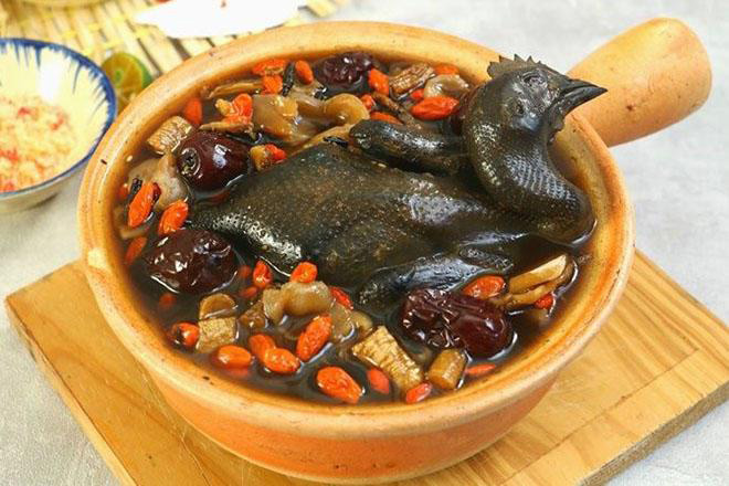 Gà đen Tây Bắc