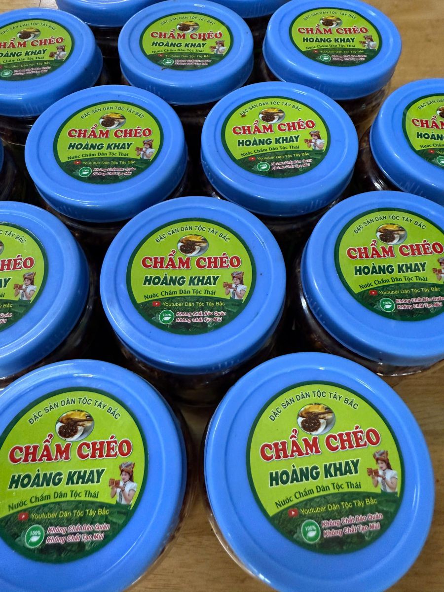 Chai chẩm chéo Tây Bắc đóng lọ, hút chân không – an toàn và bảo quản lâu